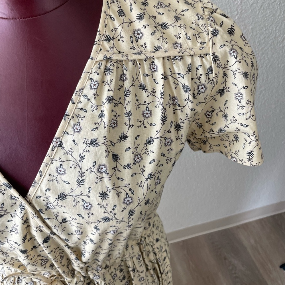 Christy Dawn Cream Floral Maxi Dress with Tie Waist - Picture 7 of 16